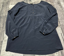Load image into Gallery viewer, Club Monaco navy blue blouse - Hers size XS
