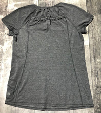 Load image into Gallery viewer, lululemon grey/light grey athletic shirt - Hers size approx M
