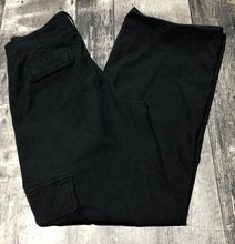 Load image into Gallery viewer, Wilfred Free black high rise wide leg pants - Hers size 6
