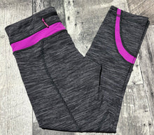 Load image into Gallery viewer, lululemon grey/purple capri - Hers size 4
