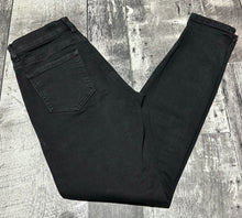 Load image into Gallery viewer, Garage black high rise skinny jeans - Hers size 1

