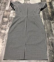 Load image into Gallery viewer, Nanette white/black dress - Hers size 6

