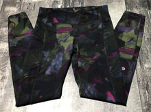 Load image into Gallery viewer, lululemon black/purple/green leggings - Hers size 6
