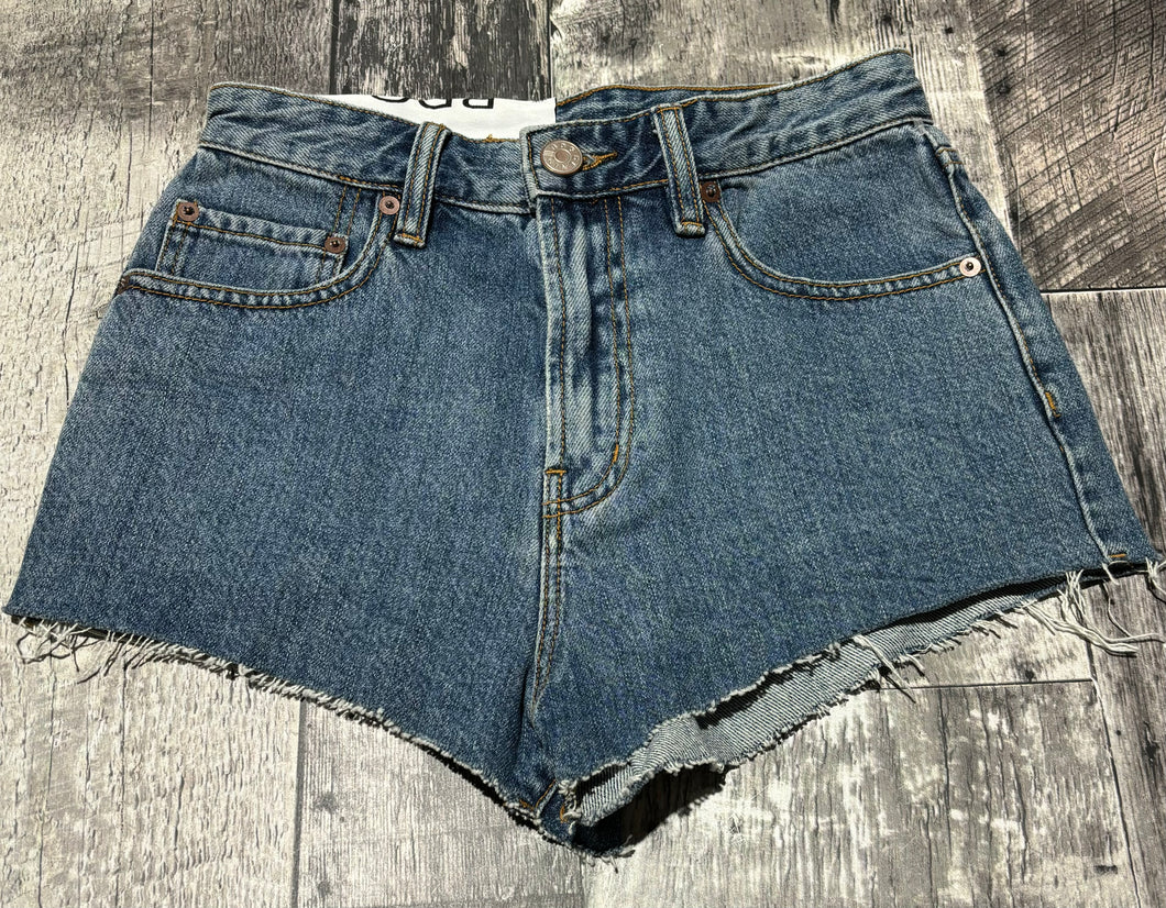BDG blue high rise jean shorts - Hers size 25