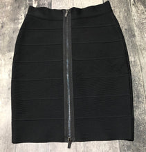 Load image into Gallery viewer, BCBG black bandage skirt - Hers size S
