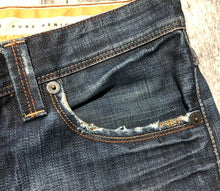 Load image into Gallery viewer, Kuyichi blue straight leg jeans - His size 30x34 (no button)
