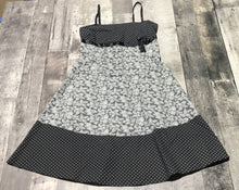 Load image into Gallery viewer, Theory black/white dress - Hers size 4
