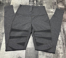 Load image into Gallery viewer, lululemon grey leggings - Hers size 6
