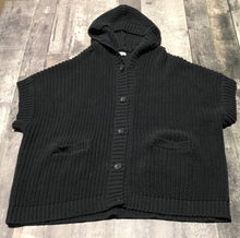Load image into Gallery viewer, Aerie black oversized knit button up cardigan - Hers size XS
