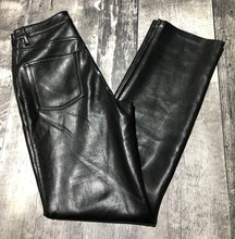 Load image into Gallery viewer, Wilfred black the melina high rise fake leather pants - Hers size 2
