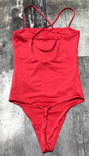 Load image into Gallery viewer, Wilfred Free hot pink body suit - Hers size XS
