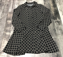 Load image into Gallery viewer, Zara black/cream dress - Hers size S
