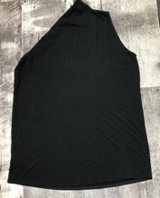 Load image into Gallery viewer, Babaton black one shoulder top - Hers size M
