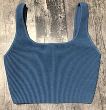 Load image into Gallery viewer, Babaton blue ribbed crop top - Hers size XS
