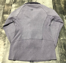 Load image into Gallery viewer, lululemon purple zip up sweater - Hers size 4
