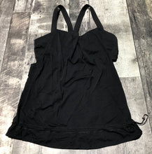 Load image into Gallery viewer, lululemon black tank top - Hers size approx M
