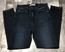 Load image into Gallery viewer, Fidelity dark blue high rise skinny jeans - Hers size 28

