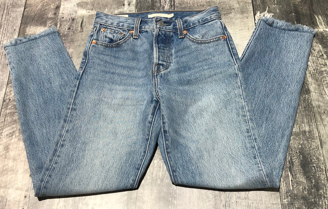 Levi’s blue high rise wedgie straight jeans - Hers size 23