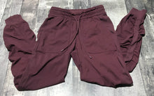 Load image into Gallery viewer, lululemon plum mid rise pants - Hers size 24
