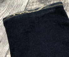 Load image into Gallery viewer, 7 for all mankind dark blue mid rise slim leg jeans - Hers size 27
