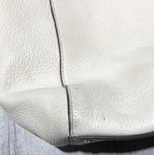 Load image into Gallery viewer, Kate Spade cream purse
