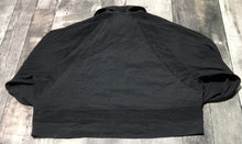 Load image into Gallery viewer, lululemon black cropped light jacket - Hers size 8
