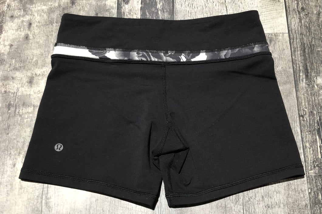 lululemon black/white shorts - Hers size 6