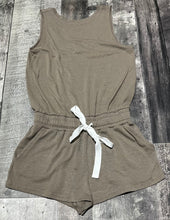 Load image into Gallery viewer, Wilfred brown romper - Hers size XS
