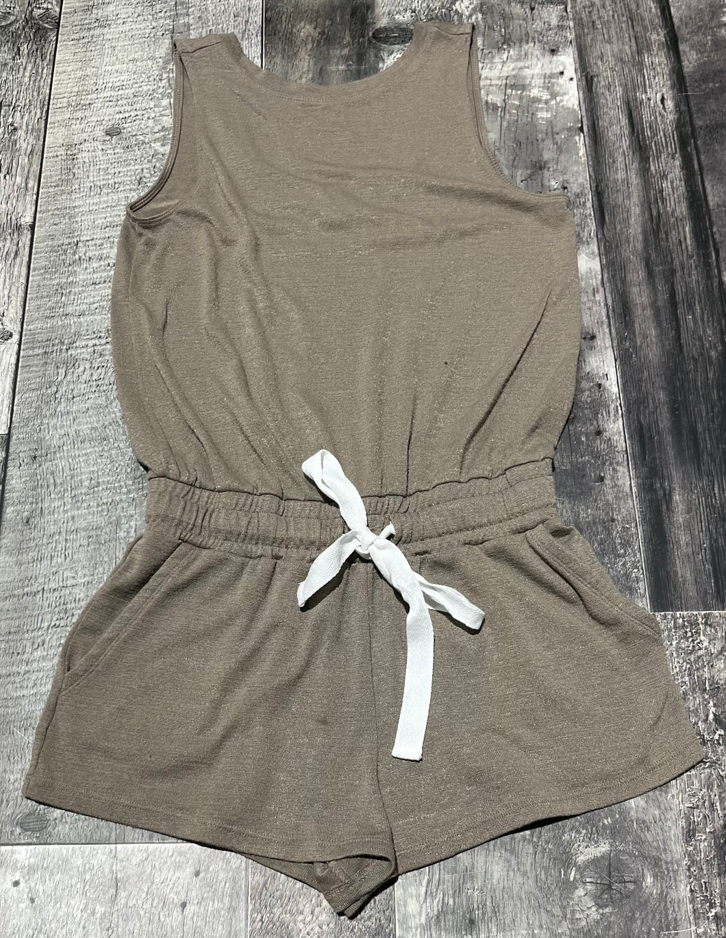 Wilfred brown romper - Hers size XS