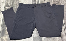 Load image into Gallery viewer, lululemon black pants - His size 34
