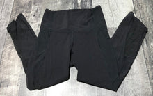 Load image into Gallery viewer, lululemon black high rise leggings - Hers size 4
