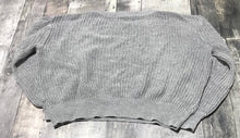 Load image into Gallery viewer, GAP grey knit sweater - Hers size M
