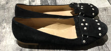 Load image into Gallery viewer, Michael black flats - Hers size 6.5
