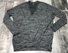 Load image into Gallery viewer, Wilfred Free grey long sleeve sweater - Hers size XXS
