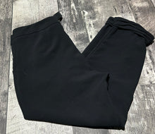 Load image into Gallery viewer, Wilfred black cropped trousers - Hers size 4

