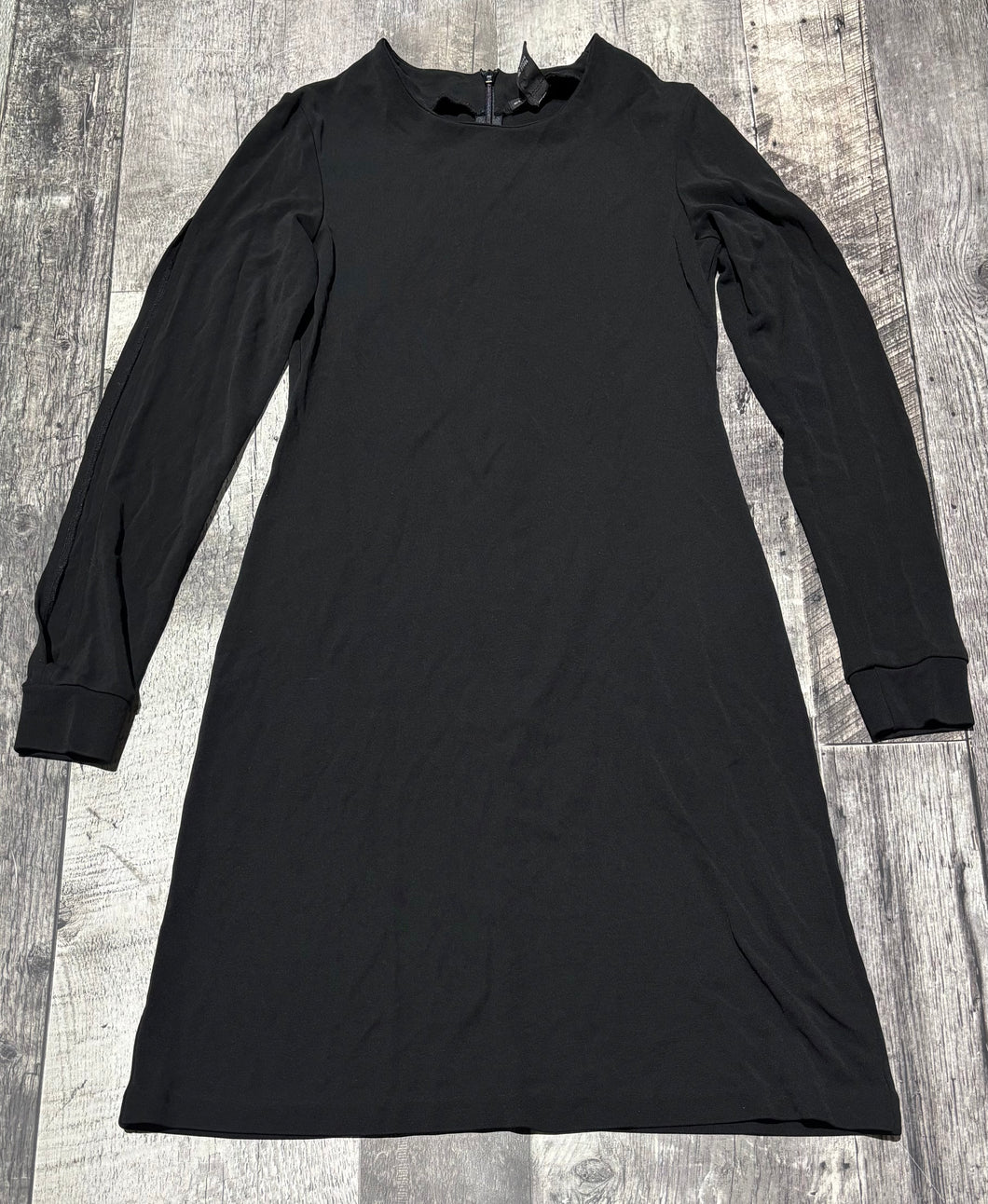 Club Monaco black long sleeve dress - Hers size XS