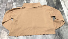 Load image into Gallery viewer, TNA light brown cropped long sleeve - Hers size S
