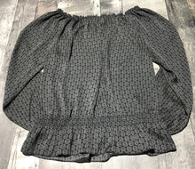 Load image into Gallery viewer, Michael Kors black/white blouse - Hers size 10
