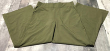 Load image into Gallery viewer, Old Navy green high rise wide leg pants - Hers size M
