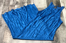 Load image into Gallery viewer, Rails bright blu maxi dress - Hers size M
