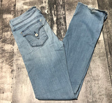 Load image into Gallery viewer, Hudson light blue low rise slim boot cut jeans - Hers size 28
