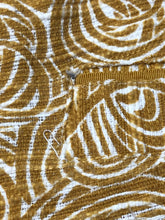Load image into Gallery viewer, Elevenses yellow/cream skirt - Hers size 4
