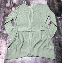Load image into Gallery viewer, lululemon light green long sleeve knit sweater - Hers size approx S/M
