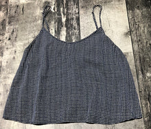 Load image into Gallery viewer, Kit + Ace navy/white crop tank top - Hers size M
