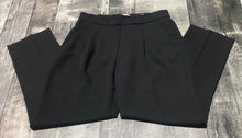 Load image into Gallery viewer, Babaton black high rise crop dress pants - Hers size 2
