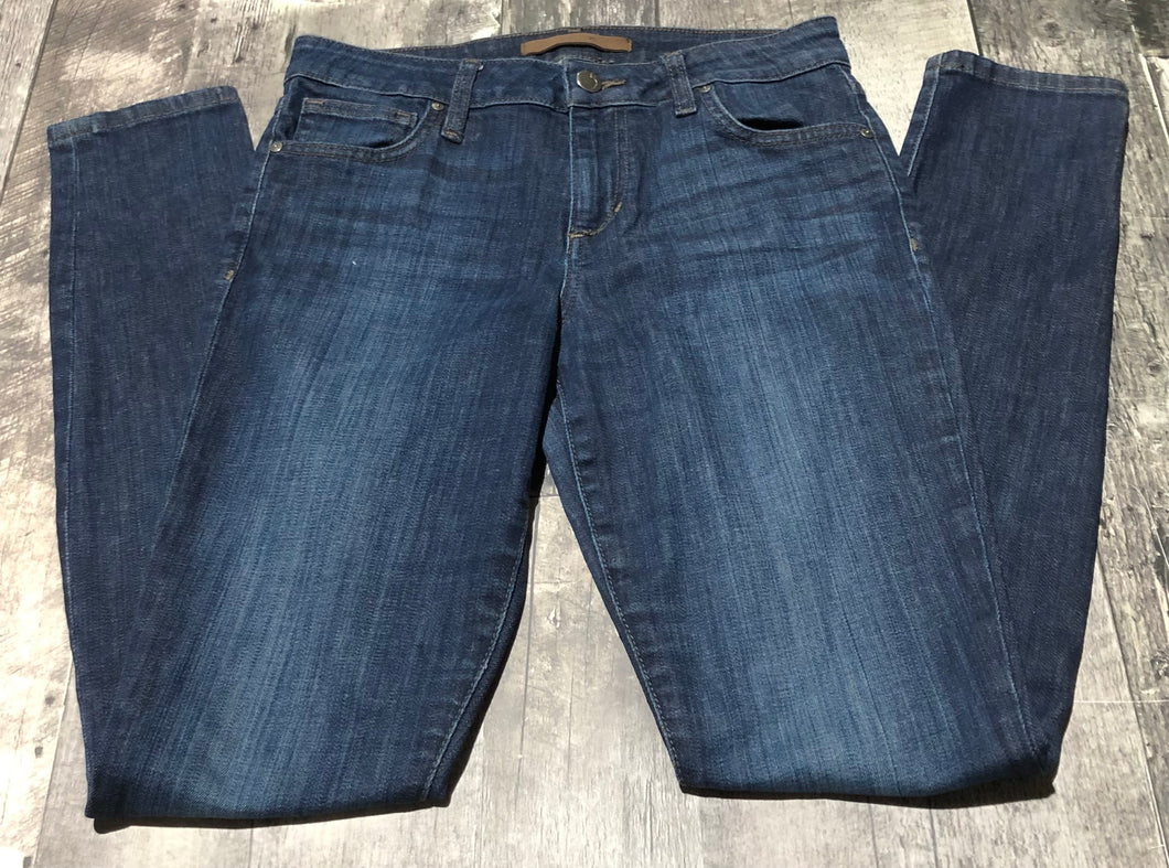 Joe’s dark blue mid rise skinny jeans - Hers size 26