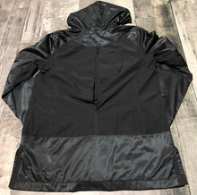 Load image into Gallery viewer, lululemon black/grey light jacket - Hers size 12
