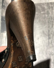 Load image into Gallery viewer, Aldo black/brown sandal heel - Hers size 4
