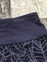 Load image into Gallery viewer, lululemon purple athletic shorts - Hers size 4
