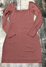 Load image into Gallery viewer, Babaton mauve body con longsleeve dress - Hers size S
